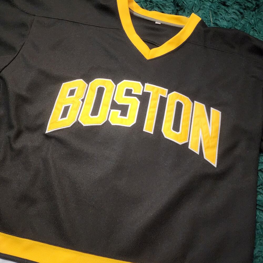 Boston Happy Gilmore 18 Hockey Jersey Black & Gold | Boxy Fit - Picture 3 of 6